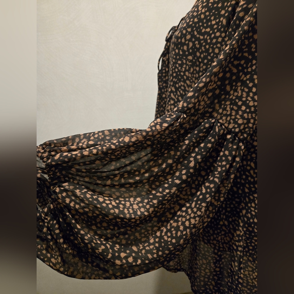 By Together Black and Tan Spotted Blouse - Picture 3 of 7